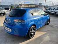 Usado Seat Leon Reference 105 CV (77 kW) 2012 Azul Berlina