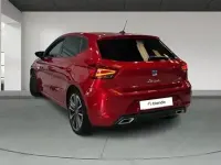 Usado Seat Ibiza FR 115 CV (84 kW) 2024 Rojo Utilitario