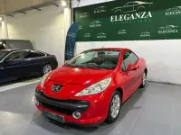 Usado Peugeot 207 CC 120 CV (88 kW) 2008 Rojo Descapotable