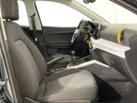 Usado Seat Arona Style 115 CV (84 kW) 2024 Gris plata SUV