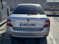 Usado Skoda Octavia 110 CV (80 kW) 2018 Gris / plata Berlina