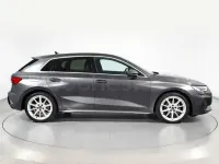 Usado Audi A3 S-Line 150 CV (110 kW) 2025 Gris / plata Berlina