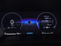 Usado Renault Captur Techno 100 CV (73 kW) 2025 Gris / plata SUV