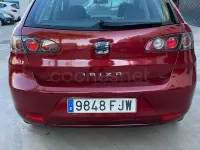 Usado Seat Ibiza 70 CV (51 kW) 2007 Granate Utilitario