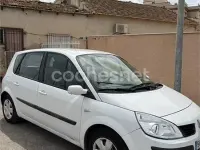 Usado Renault Scenic E-Tech Dynamique 85 CV (62 kW) 2007 Blanco Monovolumen