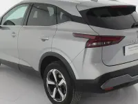 Usado Nissan Qashqai N-Connecta 140 CV (102 kW) 2023 Plata diamante SUV