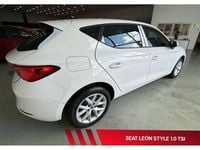 Usado Seat Leon Style 110 CV (80 kW) 2024 Blanco Utilitario