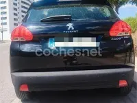 Usado Peugeot 2008 Allure 120 CV (88 kW) 2014 Negro SUV
