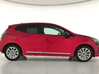 Usado Renault Clio V Evolution 100 CV (73 kW) 2025 Rojo deseo Berlina