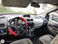 Usado Fiat Ulysse Dynamic 120 CV (88 kW) 2009 Gris / plata Monovolumen