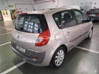 Usado Renault Scénic Privilege 110 CV (80 kW) 2007 Beige Monovolumen