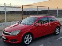 Usado Opel Astra GTC Sport 100 CV (73 kW) 2007 Rojo Berlina