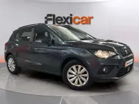 Usado Seat Arona Ecomotive 110 CV (80 kW) 2021 Gris SUV