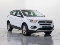Usado Ford Kuga Trend 150 CV (110 kW) 2018 Blanco SUV