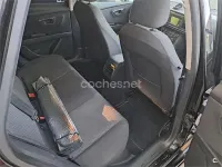 Usado Seat Leon ST Style 105 CV (77 kW) 2015 Negro Familiar