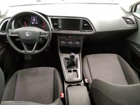 Usado Seat Leon Style Plus 110 CV (80 kW) 2017 Blanco Familiar
