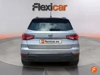 Usado Seat Arona Style 110 CV (80 kW) 2023 Blanco SUV