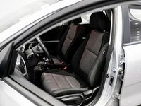 Usado Kia Stonic 84 CV (61 kW) 2024 Gris metalizado SUV