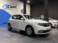 Usado Dacia Sandero Comfort 95 CV (69 kW) 2019 Blanco Utilitario