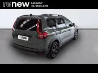 Usado Dacia Jogger Extreme 140 CV (102 kW) 2025 Verde Monovolumen
