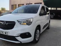 Usado Opel Combo Life Business Edition 102 CV (75 kW) 2022 Blanco Monovolumen