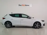 Usado Seat Leon FR 204 CV (150 kW) 2024 Blanco