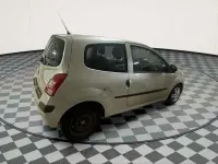 Usado Renault Twingo 75 CV (55 kW) 2009 Beige Utilitario