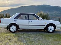 Usado Nissan Bluebird 135 CV (99 kW) 1987 Blanco Berlina