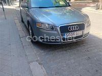 Usado Audi A4 130 CV (95 kW) 2005 Gris / plata Berlina
