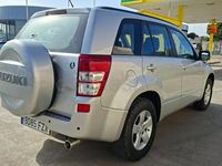 Usado Suzuki Grand Vitara 140 CV (102 kW) 2007 Gris / plata SUV