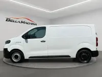 Usado Toyota Proace 100 kW (136 CV) 2022 Blanco Monovolumen