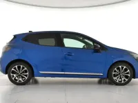 Usado Renault Clio Techno 99 CV (72 kW) 2025 Azul Utilitario