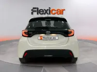 Usado Toyota Yaris Edition 125 CV (91 kW) 2022 Blanco Utilitario