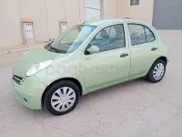 Usado Nissan Micra Acenta 82 CV (60 kW) 2005 Verde Utilitario