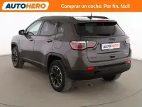 Usado Jeep Compass Trailhawk 241 CV (177 kW) 2021 Gris SUV