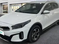 Usado Kia XCeed 120 CV (88 kW) 2023 Blanco SUV