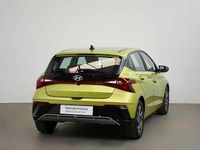 Usado Hyundai i20 100 CV (73 kW) 2024 Amarillo Utilitario