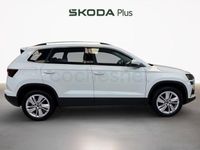 Usado Skoda Karoq Selection 150 CV (110 kW) 2025 Blanco SUV