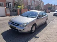 Usado Citroën C5 110 CV (80 kW) 2001 Gris / plata Berlina