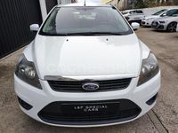 Usado Ford Focus Trend 109 CV (80 kW) 2011 Blanco Berlina