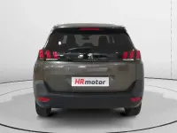 Usado Peugeot 5008 Active 131 CV (96 kW) 2020 Gris SUV