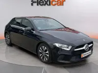 Usado Mercedes A180 116 CV (85 kW) 2019 Negro Utilitario