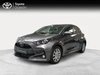 Usado Toyota Yaris Hybrid Active 116 CV (85 kW) 2024 Gris Berlina