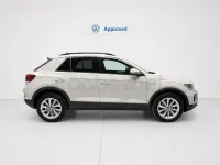 Usado VW T-Roc 116 CV (85 kW) 2025 Beige SUV