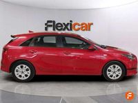 Usado Kia Ceed 101 CV (74 kW) 2023 Rojo Utilitario