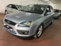 Usado Ford Focus Sport 136 CV (100 kW) 2005 Azul Berlina