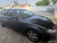 Usado Audi A4 136 CV (100 kW) 2010 Negro Familiar