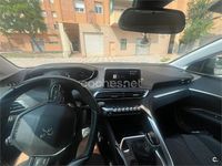 Usado Peugeot 3008 Allure 130 CV (95 kW) 2020 Rojo SUV