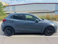 Usado Mazda 2 90 HP (66 kW) 2021 Cinzento Sedan