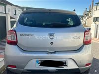 Usado Dacia Sandero Lauréate 90 CV (66 kW) 2012 Blanco Berlina